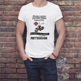Mindenki egyformának születik - motoros - Férfi