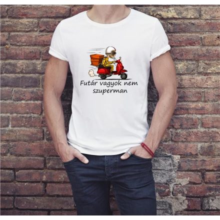 Futár vagyok nem szuperman - férfi